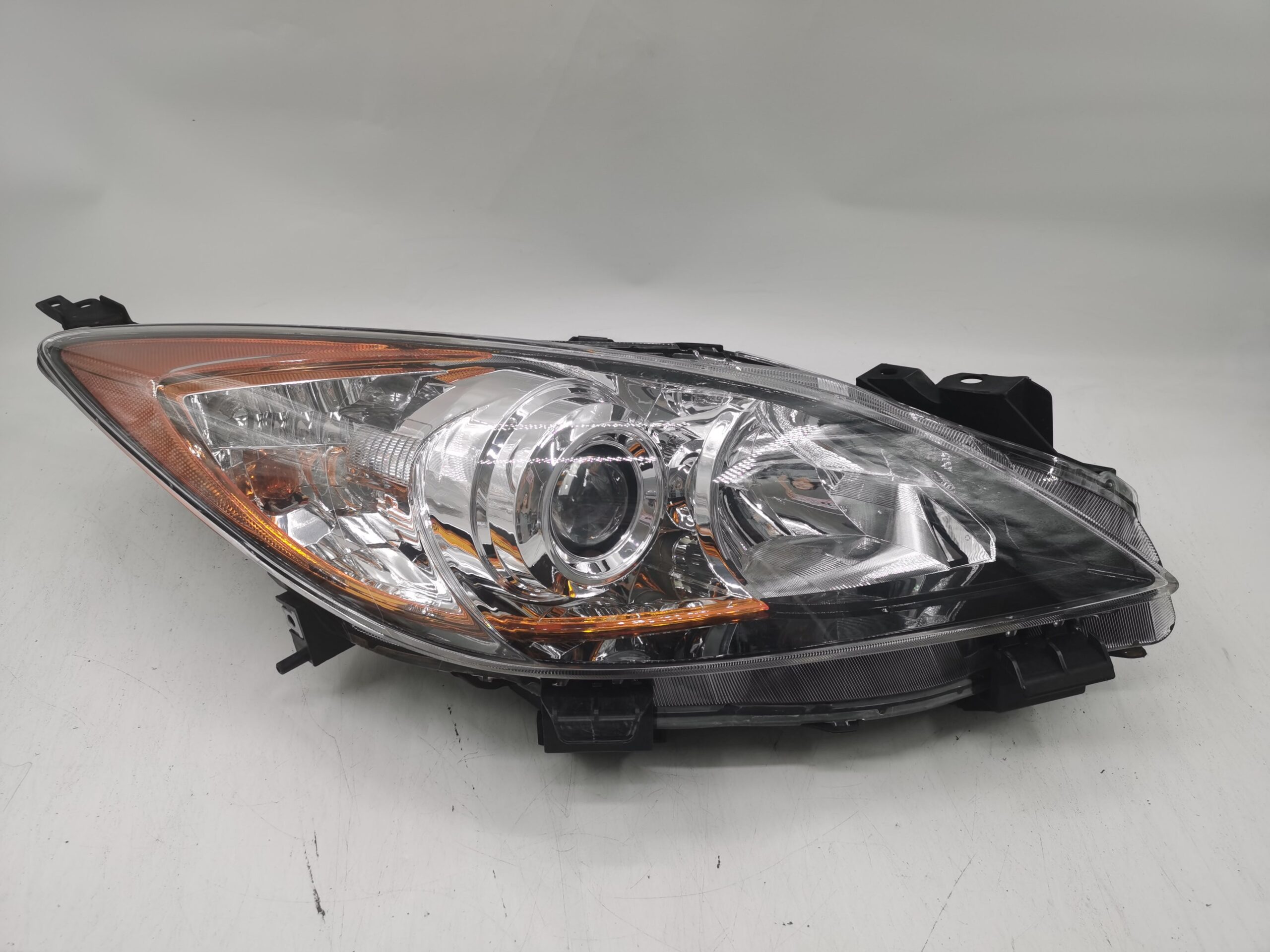 Mazda 3 2010-2013 HALOGEN R.H.S Headlight Assembly