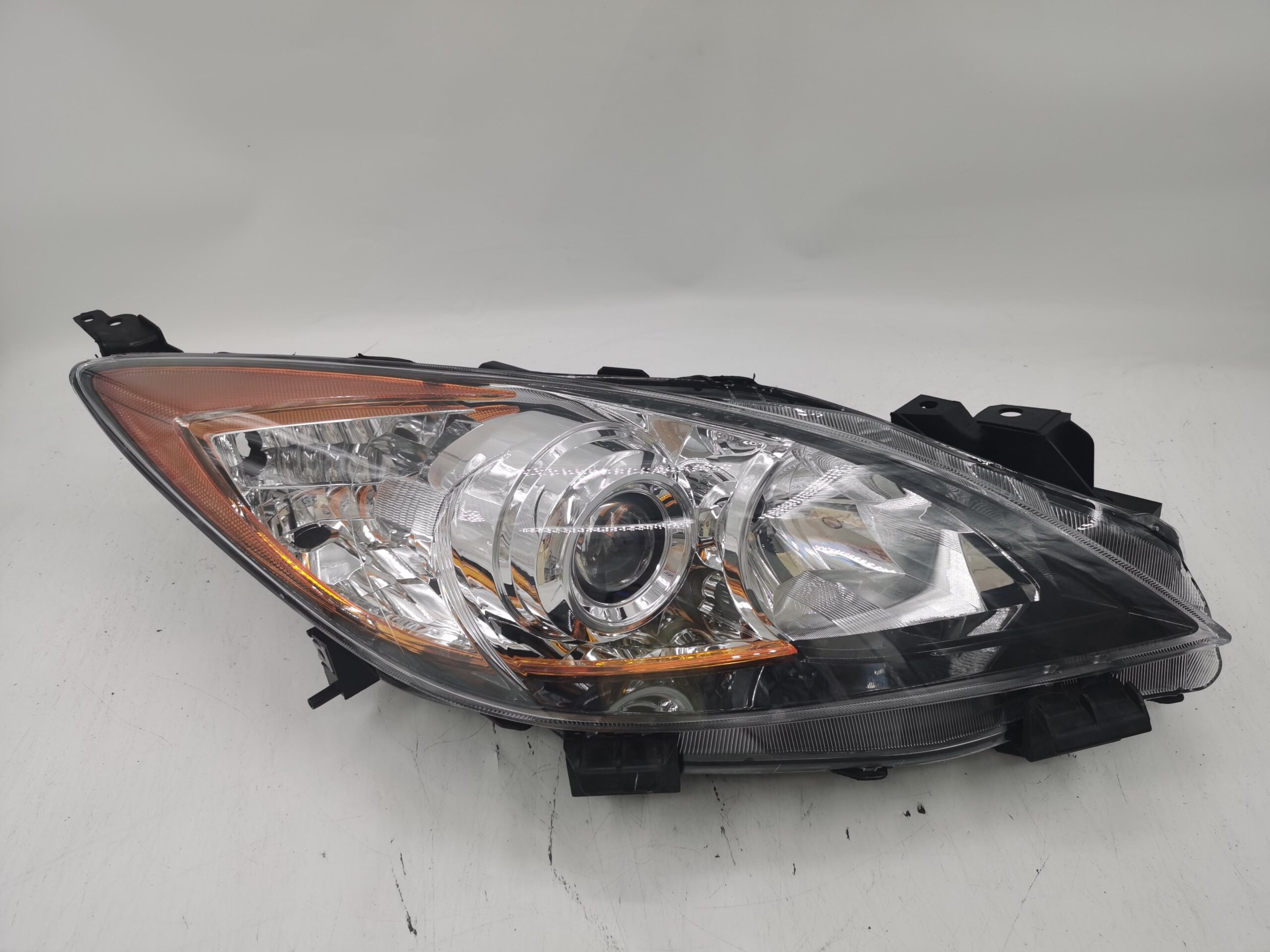 Mazda 3 2010-2013 HALOGEN R.H.S Headlight Assembly