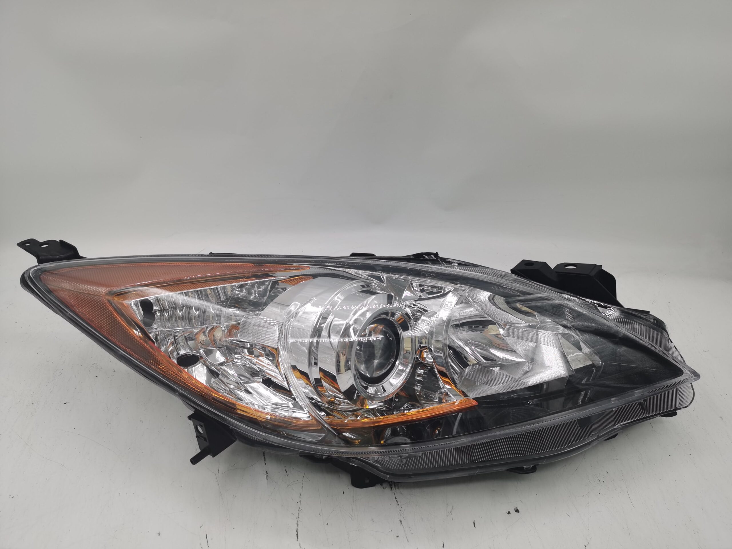 Mazda 3 2010-2013 HALOGEN R.H.S Headlight Assembly