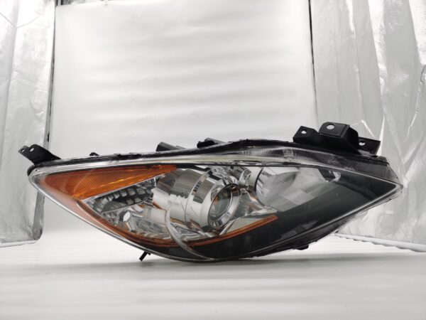 Mazda 3 2010-2013 HALOGEN R.H.S HEADLIGHT ASSEMBLY