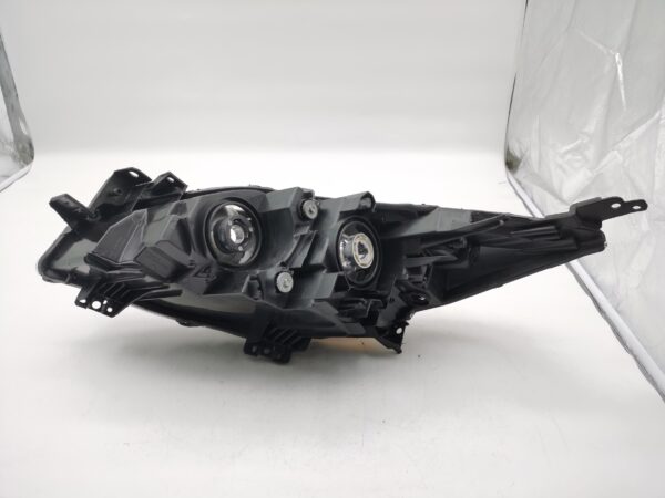 Mazda 3 2010-2013 HALOGEN R.H.S HEADLIGHT ASSEMBLY