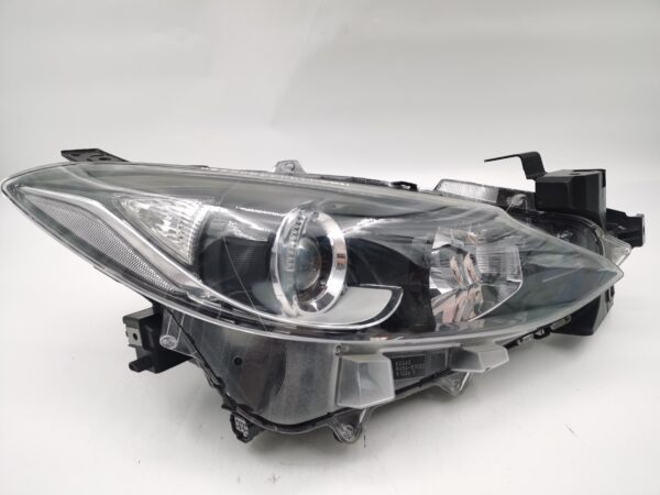 Mazda 3 2014-2016 HALOGEN R.H.S HEADLIGHT ASSEMBLY