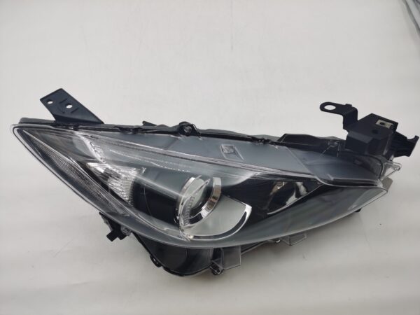 Mazda 3 2014-2016 HALOGEN R.H.S HEADLIGHT ASSEMBLY