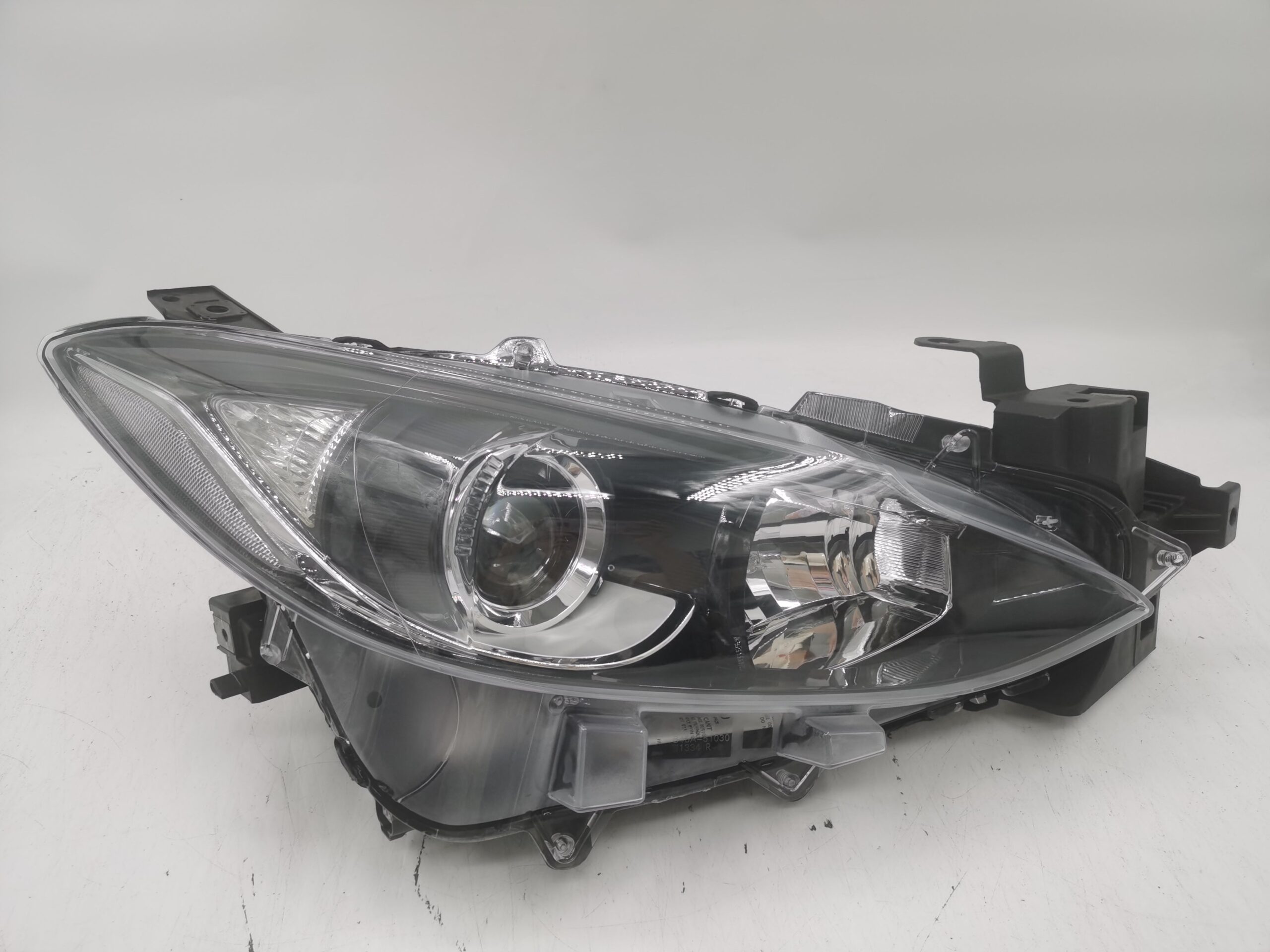 Mazda 3 2014-2016 HALOGEN R.H.S HEADLIGHT ASSEMBLY