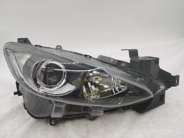 Mazda 3 2014-2016 HALOGEN R.H.S HEADLIGHT ASSEMBLY