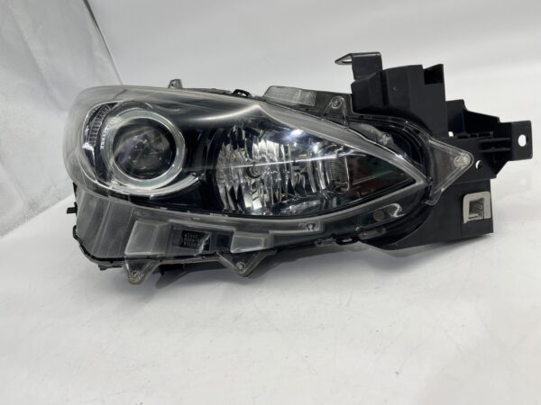 Mazda 3 2014-2016 HALOGEN R.H.S HEADLIGHT ASSEMBLY