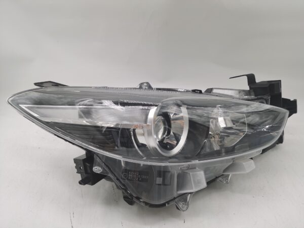 Mazda 3 2017-2018 HALOGEN R.H.S Headlight Assembly