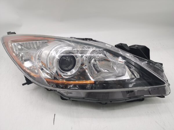 Mazda 3 2010-2013 HALOGEN R.H.S HEADLIGHT ASSEMBLY