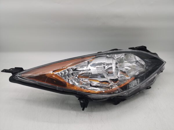 Mazda 3 2010-2013 HALOGEN R.H.S HEADLIGHT ASSEMBLY