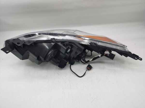 Mazda 3 2010-2013 HALOGEN R.H.S HEADLIGHT ASSEMBLY