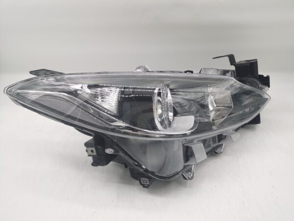 Mazda 3 2014-2016 HALOGEN R.H.S HEADLIGHT ASSEMBLY