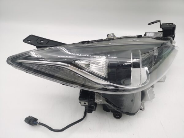 Mazda 3 2014-2016 HALOGEN R.H.S HEADLIGHT ASSEMBLY