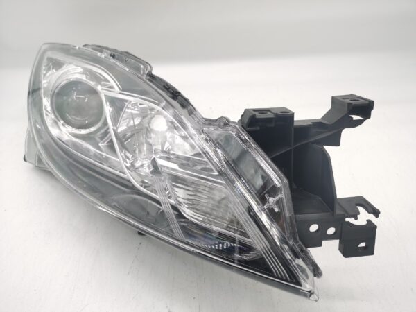 Mazda 6 GH 2007-2009 R.H.S HEADLIGHT ASSEMBLY