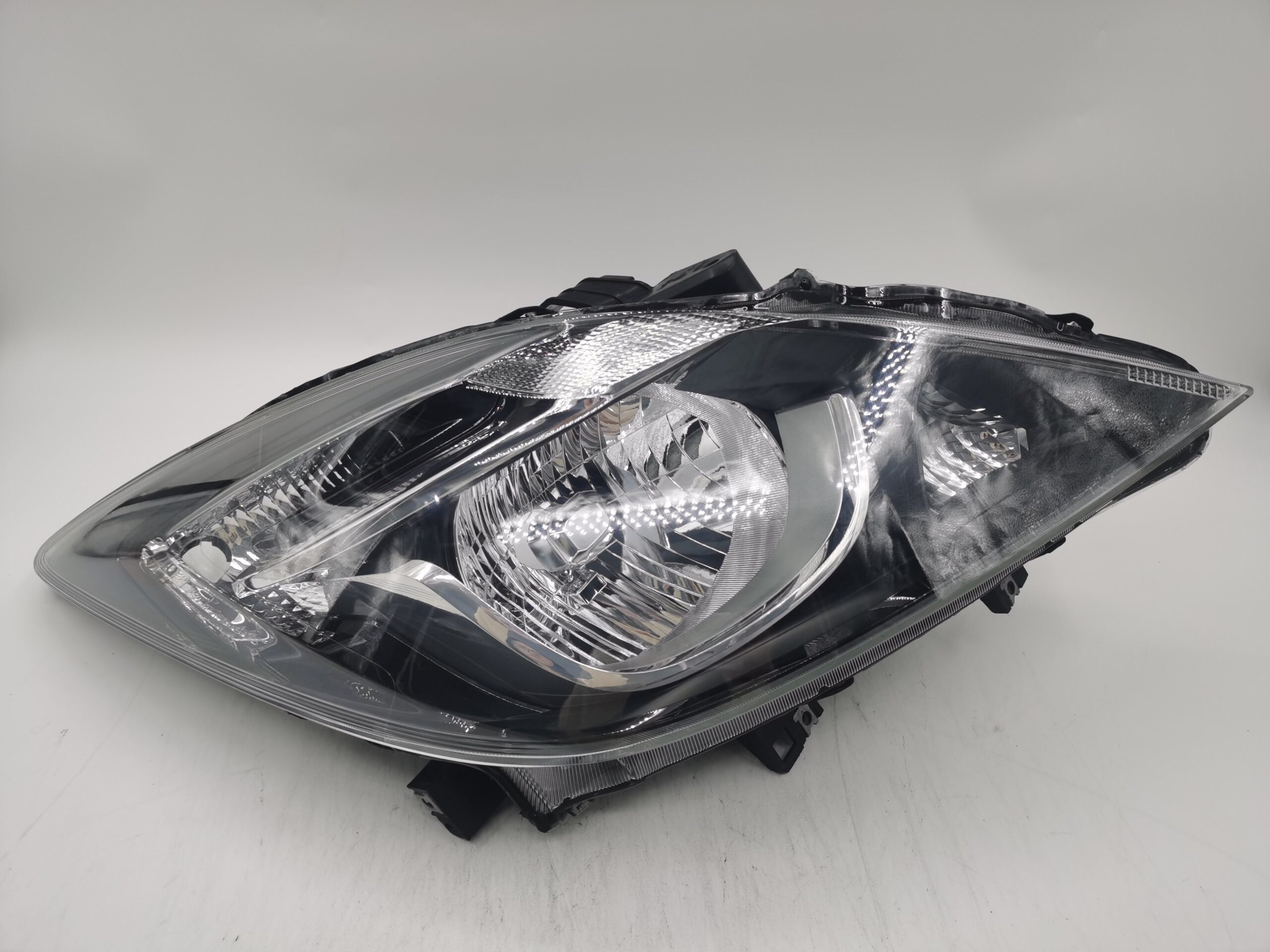 Mazda BT-50 2016-2019 HALOGEN R.H.S HEADLIGHT ASSEMBLY