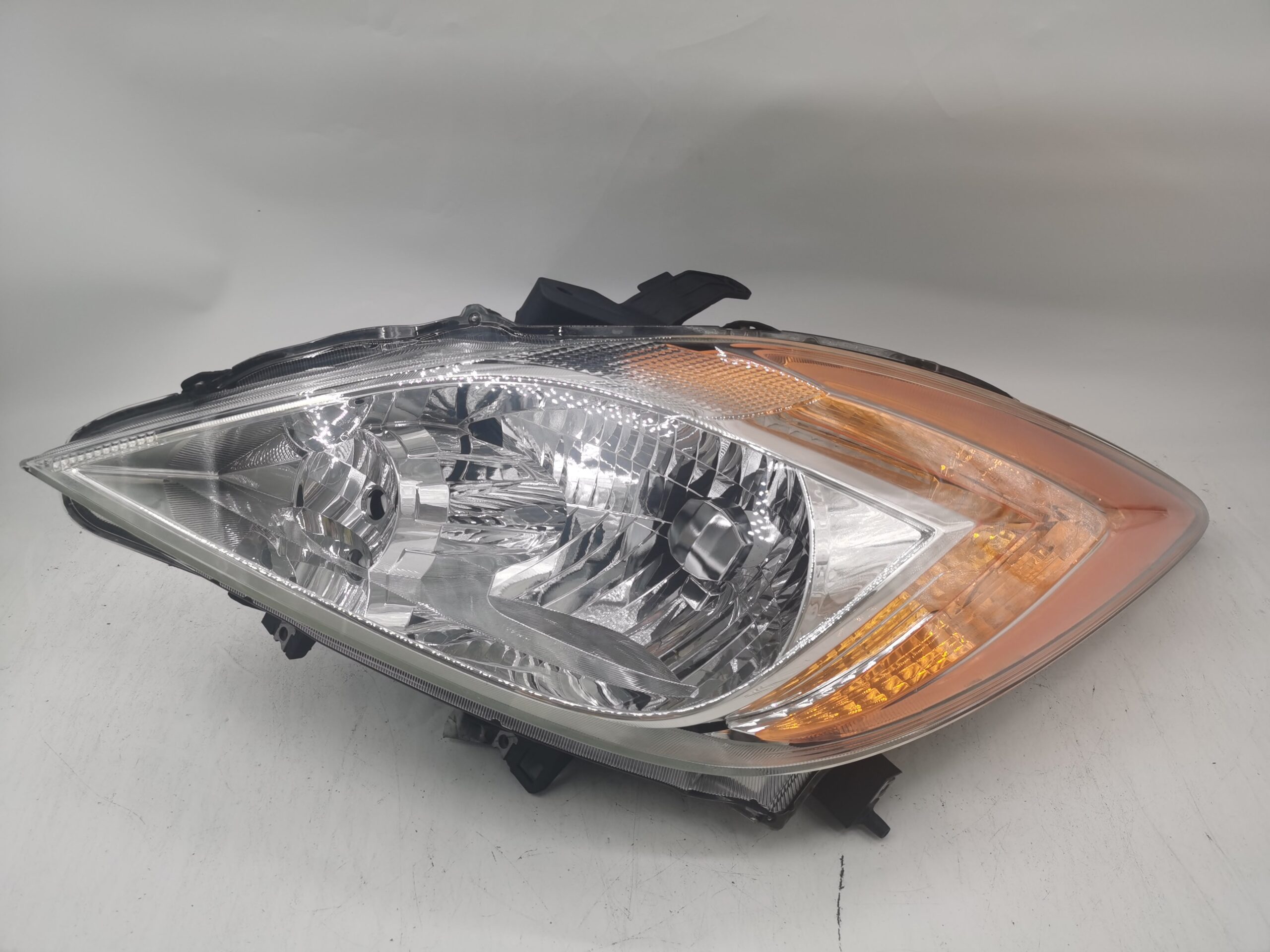 Mazda BT-50 2012-2015 L.H.S HEADLIGHT ASSEMBLY