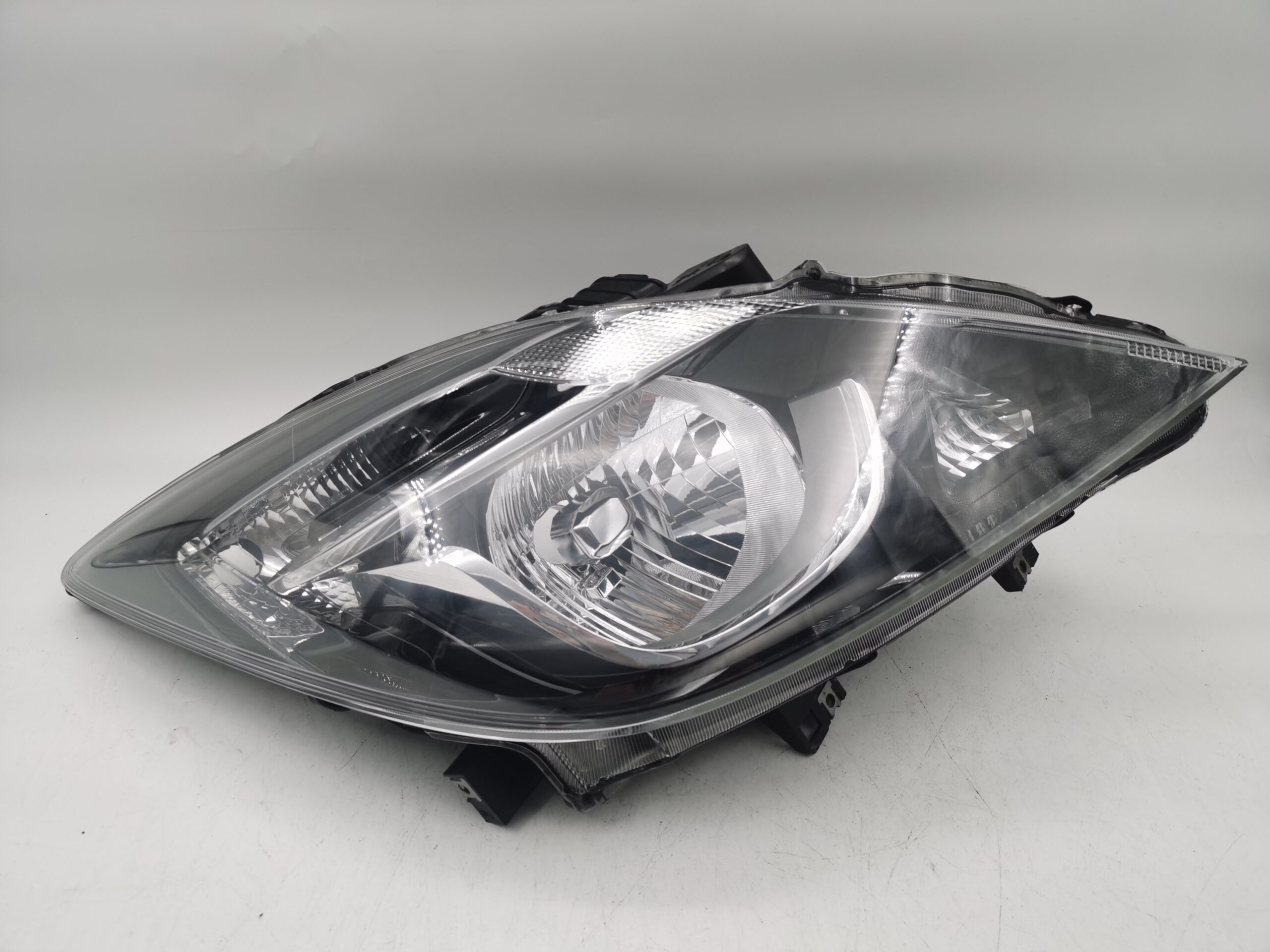 Mazda BT-50 2016-2019 HALOGEN R.H.S HEADLIGHT ASSEMBLY