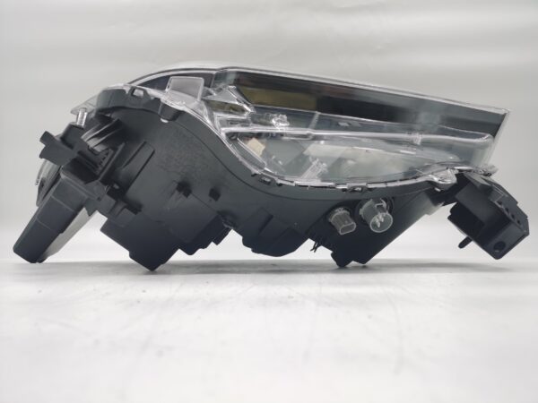 Mazda CX-5 2017-2019 R.H.S HEADLIGHT ASSEMBLY