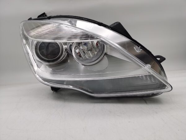 Mercedes-Benz R-CLASS  W251 V251 2008-2013 XENON R.H.S HEADLIGHT ASSEMBLY