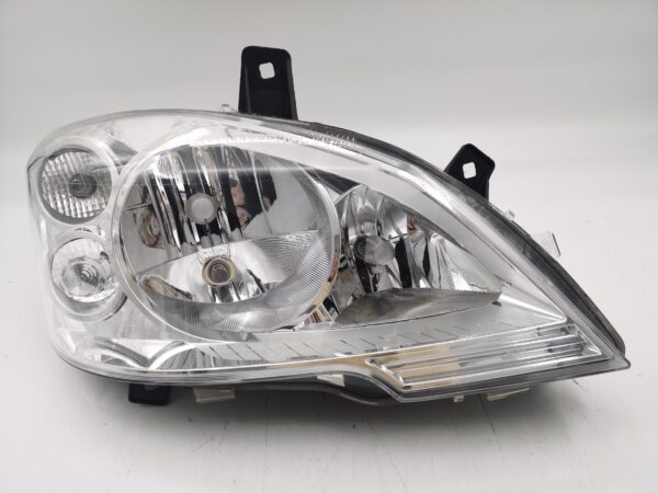 Mercedes-Benz VITO W693 2010-2014 HALOGEN R.H.S HEADLIGHT ASSEMBLY