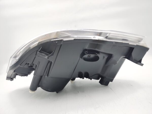 Mercedes-Benz VITO W693 2010-2014 HALOGEN R.H.S HEADLIGHT ASSEMBLY