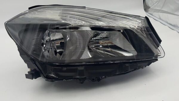 Mercedes-Benz A176 W176 2013-2015 HALOGEN R.H.S HEADLIGHT ASSEMBLY