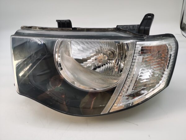 Mitsubishi L200 2005-2015 L.H.S HEADLIGHT ASSEMBLY