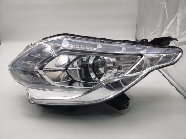 Mitsubishi L200 2015-2019 L.H.S HEADLIGHT ASSEMBLY