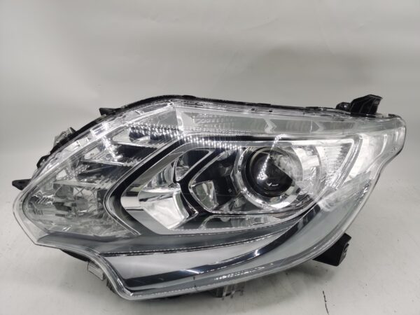 Mitsubishi L200 2015-2019 L.H.S HEADLIGHT ASSEMBLY