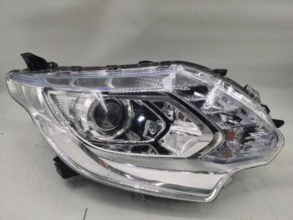 Mitsubishi L200 2015-2019 R.H.S HEADLIGHT ASSEMBLY