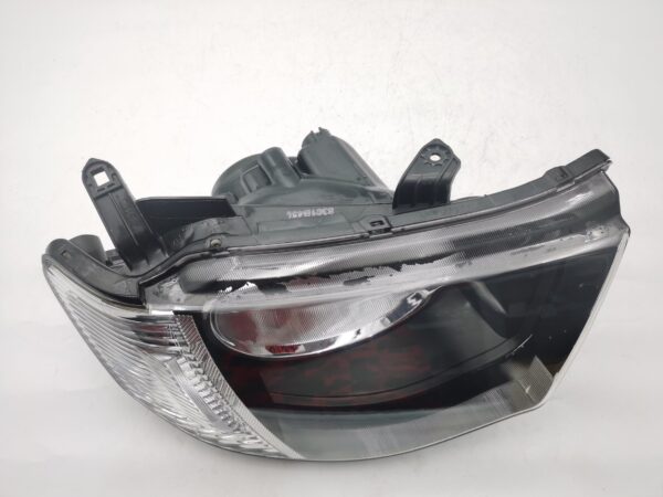 Mitsubishi L200 SPORTERO 2005-2015 R.H.S HEADLIGHT ASSEMBLY