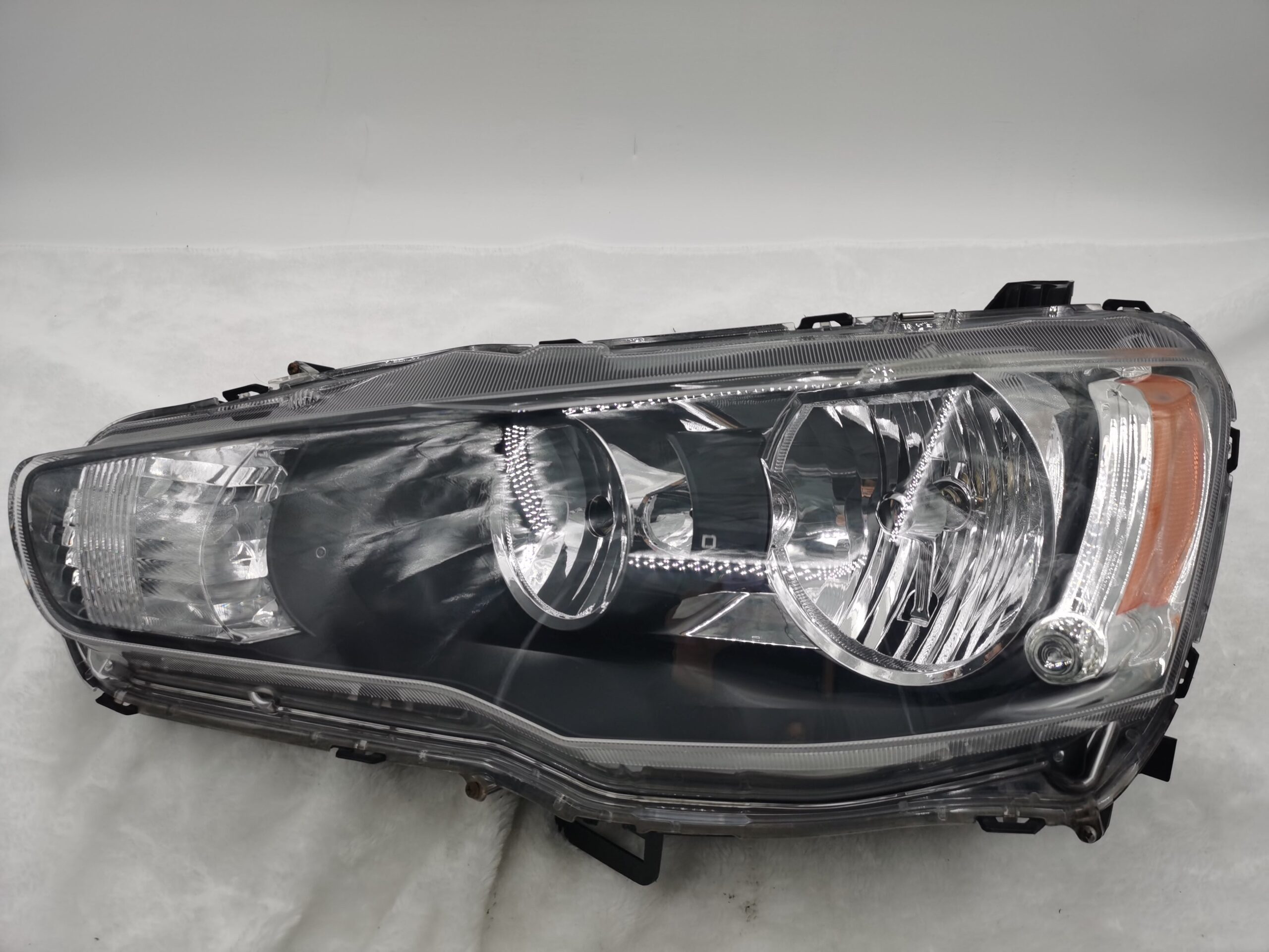 Mitsubishi LANCER 2008-2018 HALOGEN L.H.S HEADLIGHT ASSEMBLY