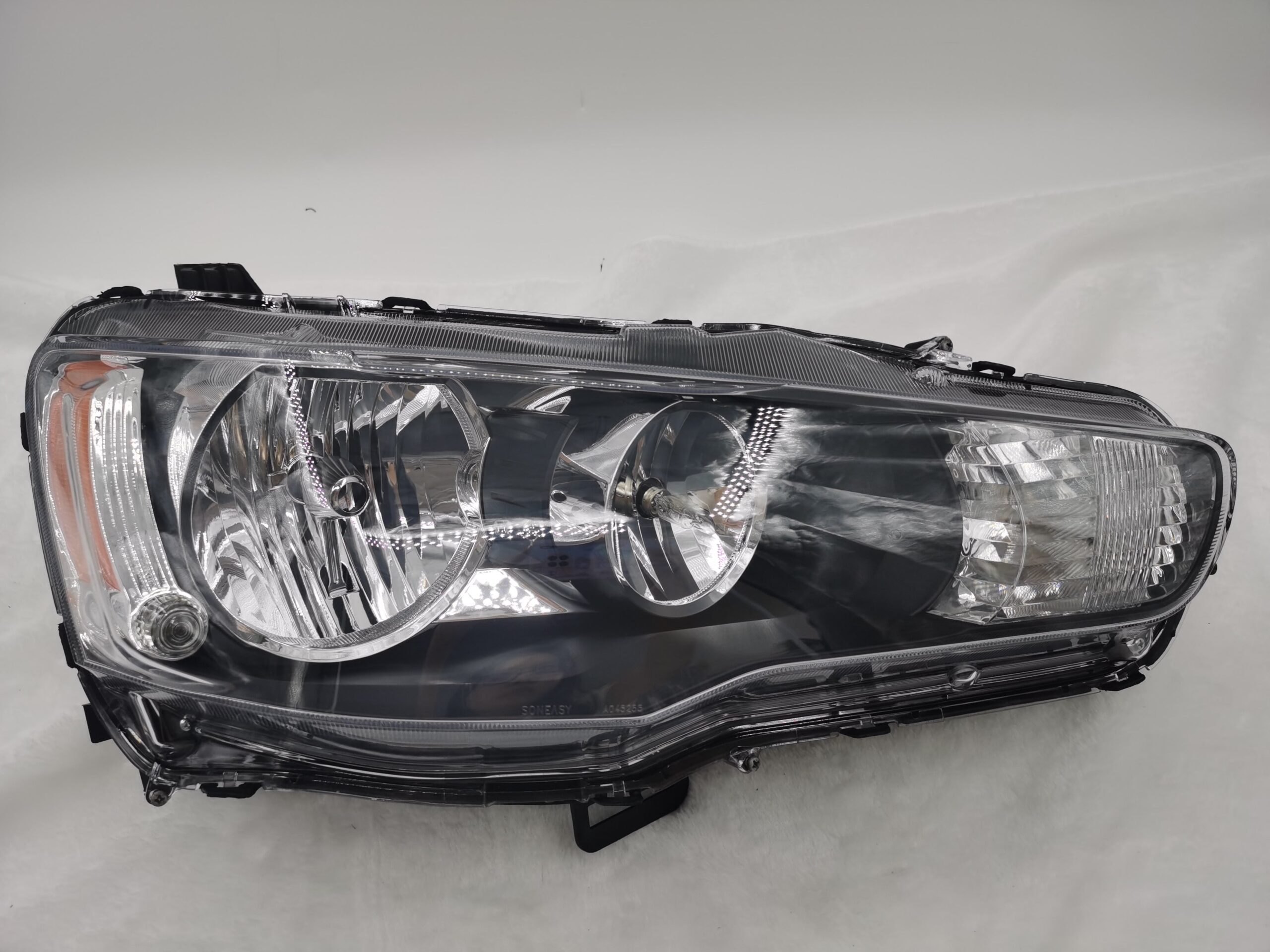 Mitsubishi LANCER 2008-2018 HALOGEN R.H.S Headlight Assembly