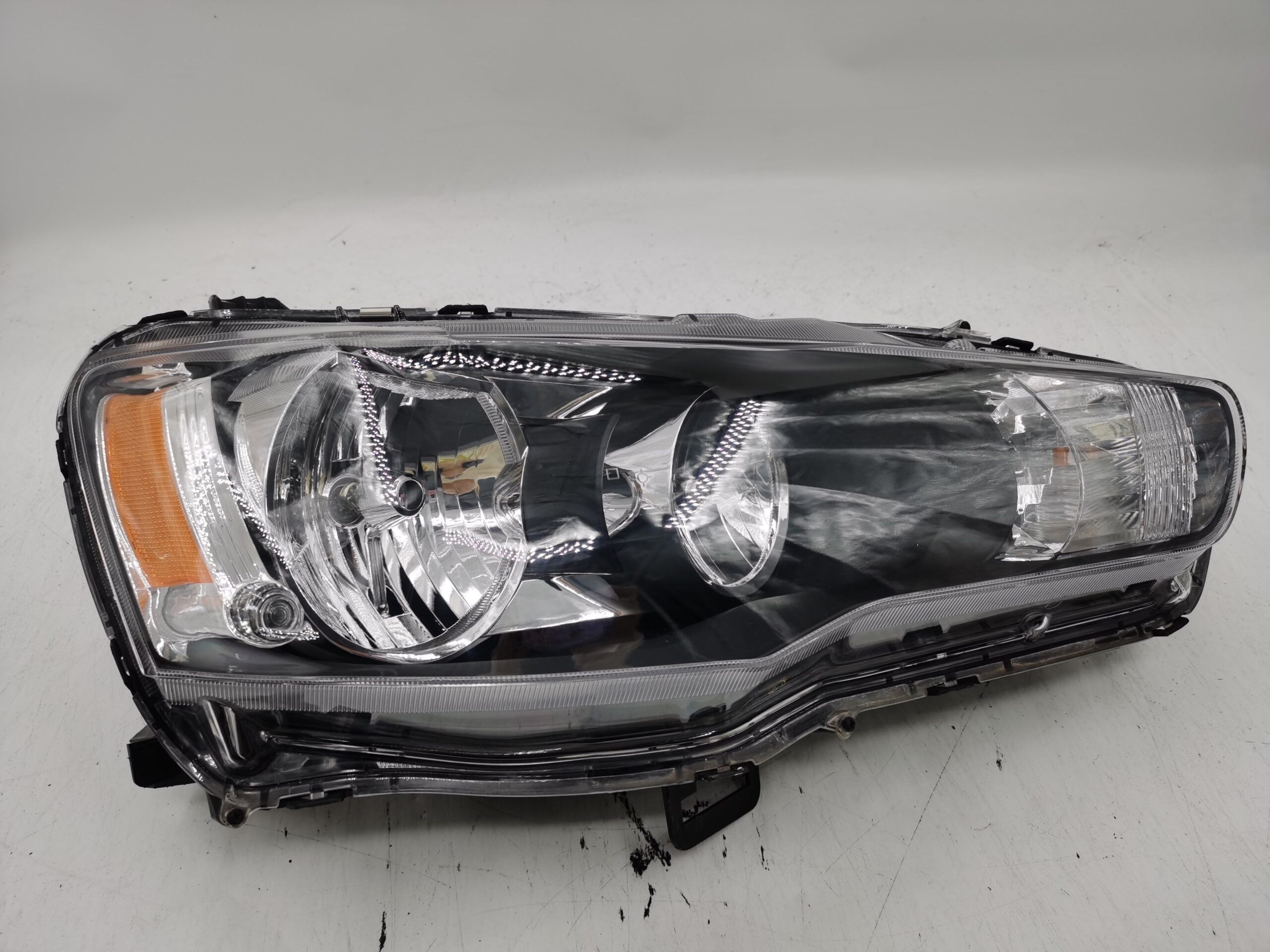 Mitsubishi LANCER 2008-2018 HALOGEN R.H.S HEADLIGHT ASSEMBLY