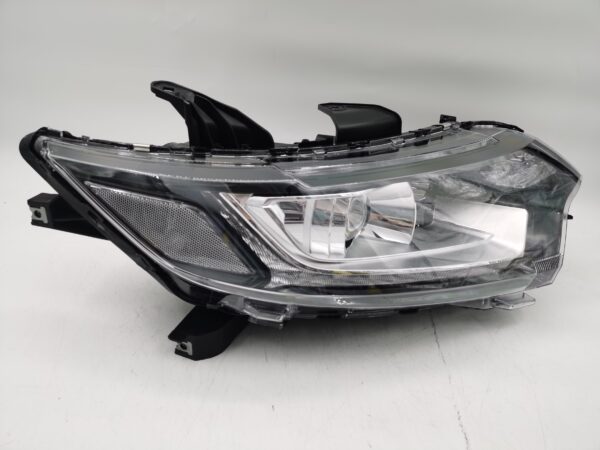 Mitsubishi OUTLANDER 2016-2020 HALOGEN R.H.S HEADLIGHT ASSEMBLY