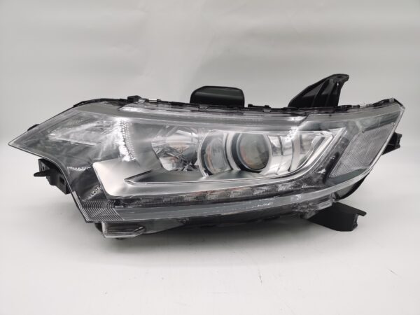 Mitsubishi OUTLANDER 2016-2020 HALOGEN L.H.S HEADLIGHT ASSEMBLY