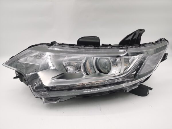 Mitsubishi OUTLANDER 2016-2020 HALOGEN L.H.S HEADLIGHT ASSEMBLY