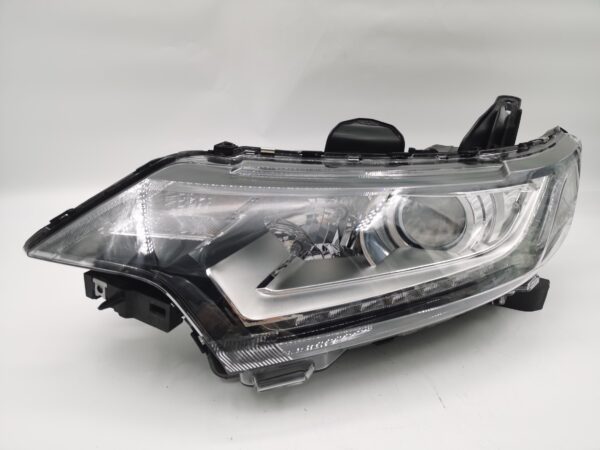 Mitsubishi OUTLANDER 2016-2020 HALOGEN L.H.S HEADLIGHT ASSEMBLY