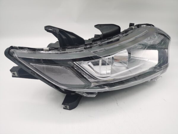 Mitsubishi OUTLANDER 2016-2020 HALOGEN R.H.S HEADLIGHT ASSEMBLY