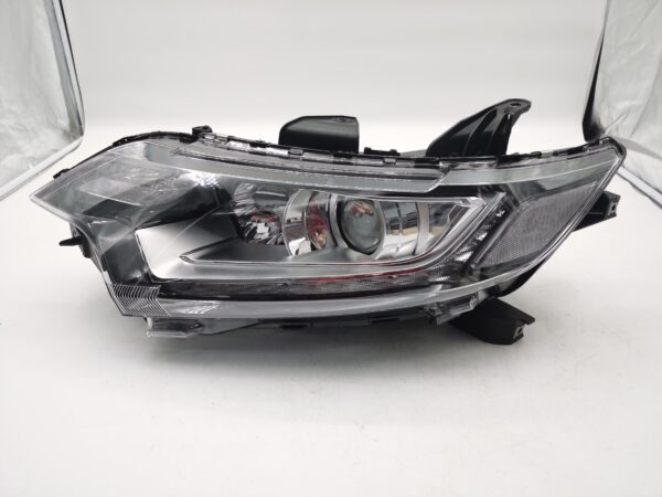 Mitsubishi OUTLANDER 2016-2020 HALOGEN L.H.S HEADLIGHT ASSEMBLY