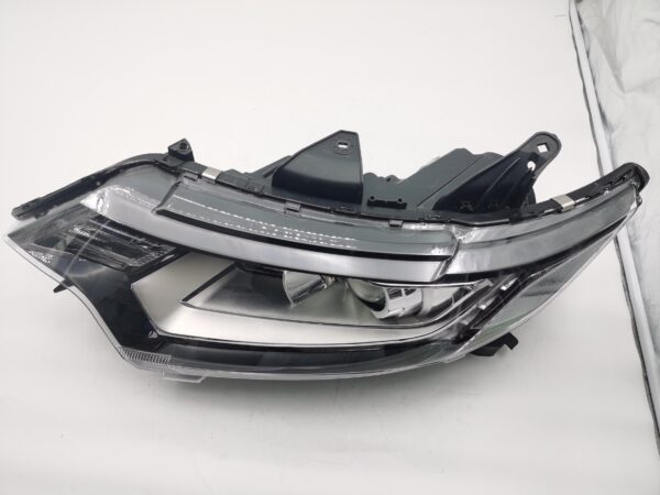 Mitsubishi OUTLANDER 2016-2020 HALOGEN L.H.S HEADLIGHT ASSEMBLY