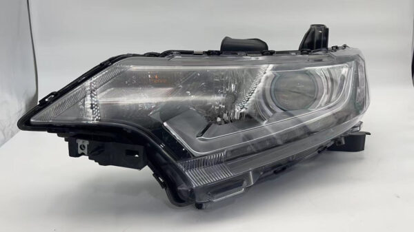 Mitsubishi OUTLANDER 2016-2020 HALOGEN L.H.S HEADLIGHT ASSEMBLY