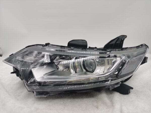 Mitsubishi OUTLANDER 2016-2020 HALOGEN L.H.S HEADLIGHT ASSEMBLY