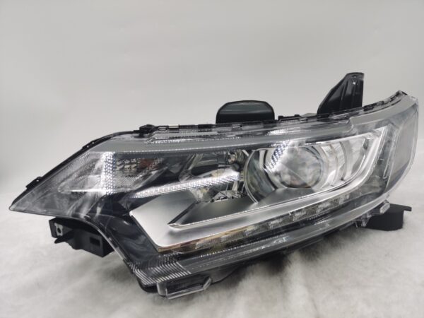 Mitsubishi OUTLANDER 2016-2020 HALOGEN L.H.S HEADLIGHT ASSEMBLY