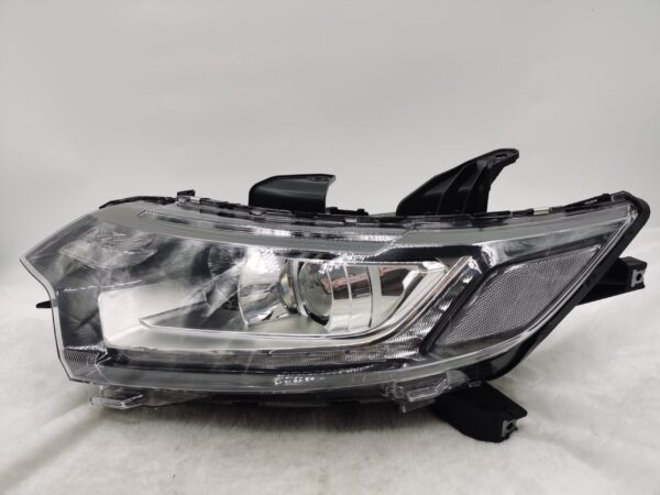 Mitsubishi OUTLANDER 2016-2020 HALOGEN L.H.S HEADLIGHT ASSEMBLY