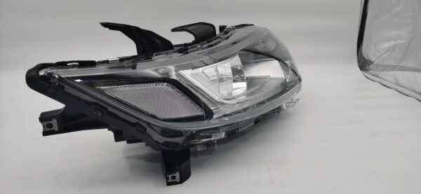 Mitsubishi OUTLANDER 2016-2020 HALOGEN HEADLIGHT ASSEMBLY