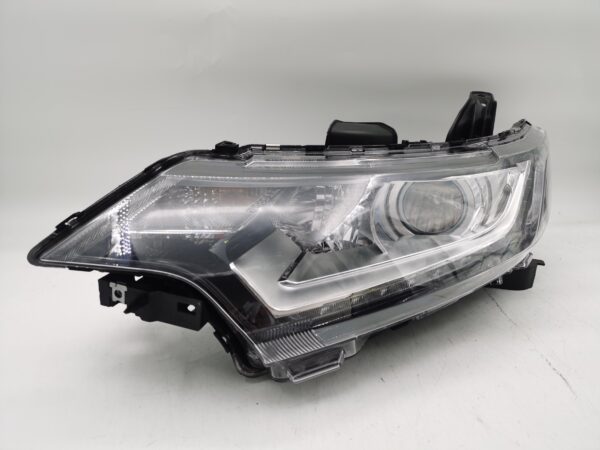 Mitsubishi OUTLANDER 2016-2020 HALOGEN L.H.S HEADLIGHT ASSEMBLY