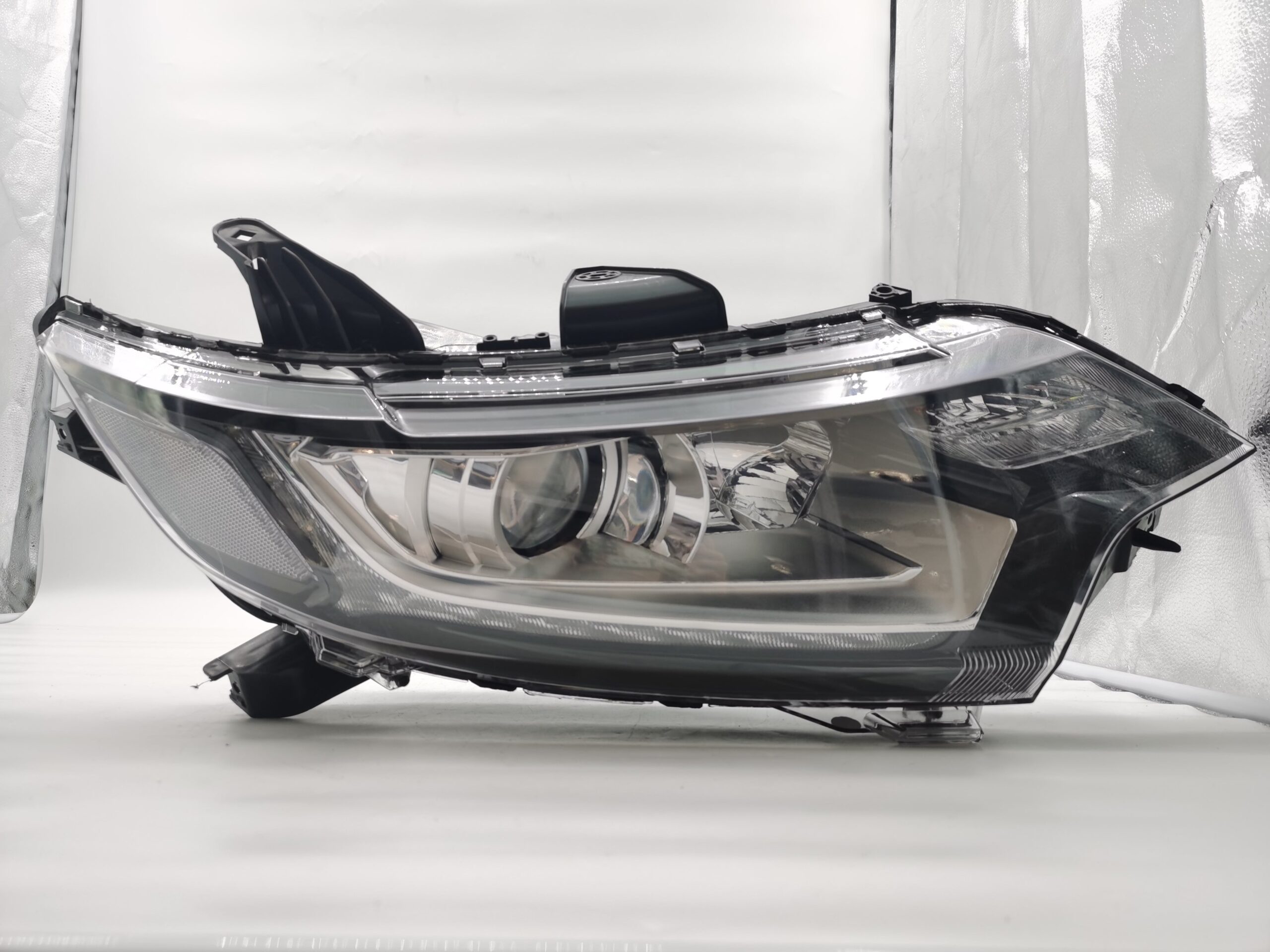 Mitsubishi OUTLANDER 2016-2020 HALOGEN R.H.S HEADLIGHT ASSEMBLY