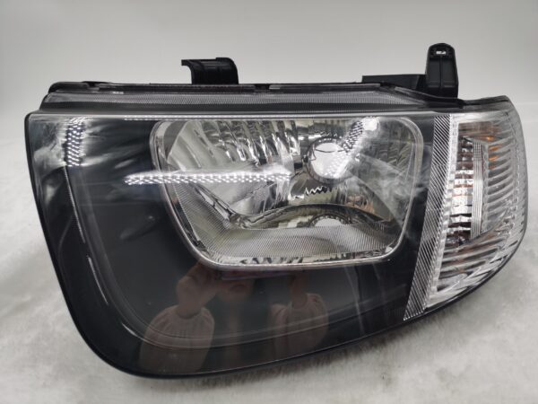 Mitsubishi TRITON GLX L200 2006-2008 HALOGEN L.H.S HEADLIGHT ASSEMBLY