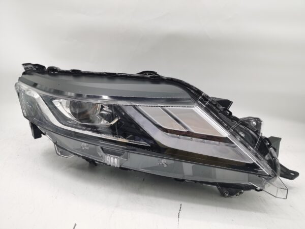 Mitsubishi TRITON L200 2019-2022 R.H.S HEADLIGHT ASSEMBLY