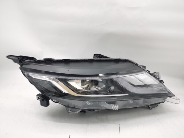 Mitsubishi TRITON L200 2019-2022 R.H.S HEADLIGHT ASSEMBLY